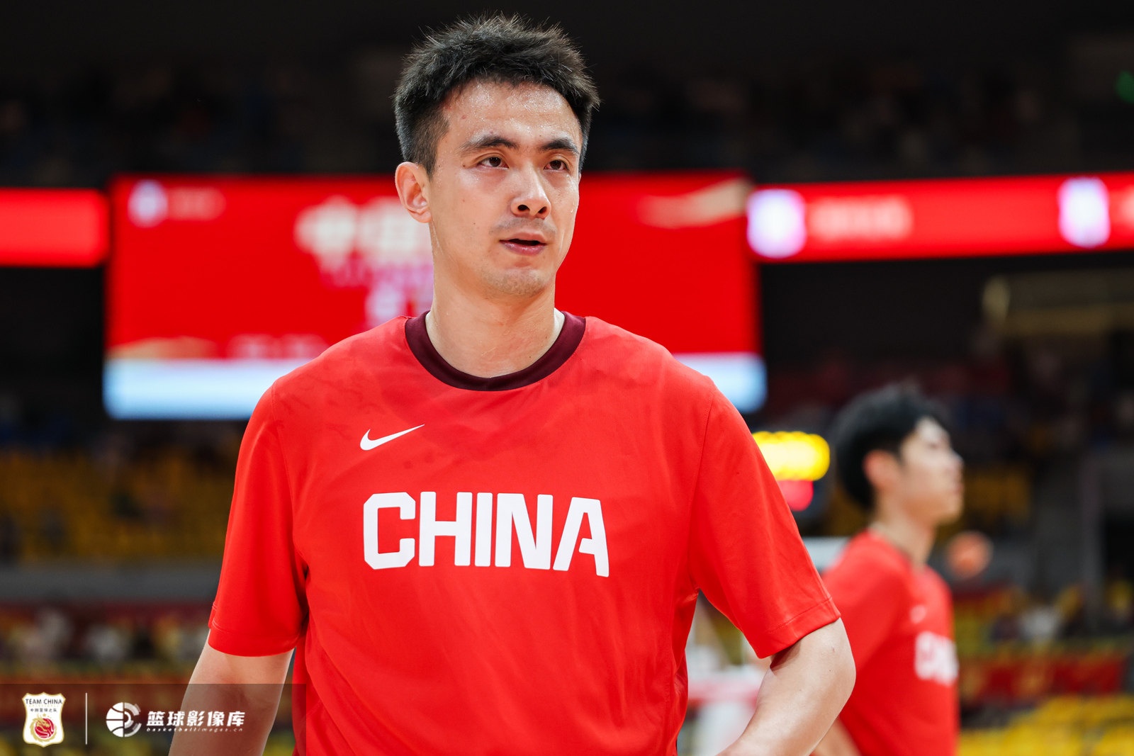 媒体人：中国男篮目前这个后卫线令人不踏实 要正视 看如何破局